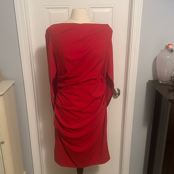 Size 16 women’s red cape dress by Betsy & Adam Elegant Red Cape Sleeve Dress wow - Picture 5 of 6
